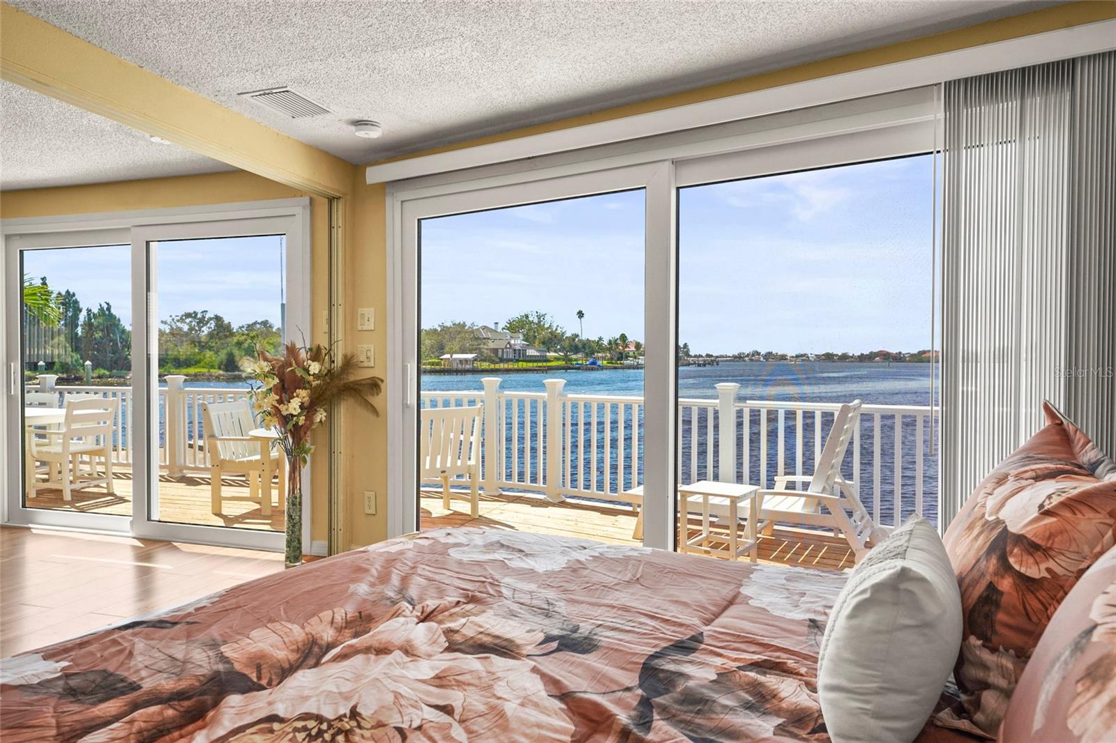 Image 30 of 91 For 33 Starboard Drive