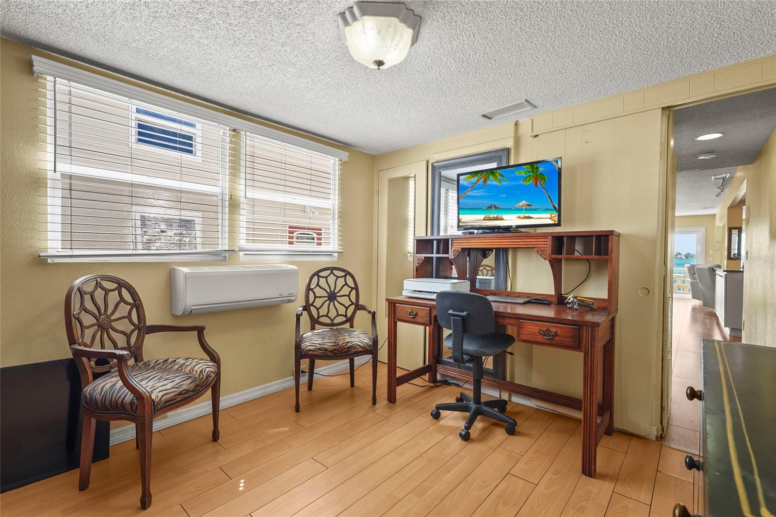 Image 37 of 91 For 33 Starboard Drive