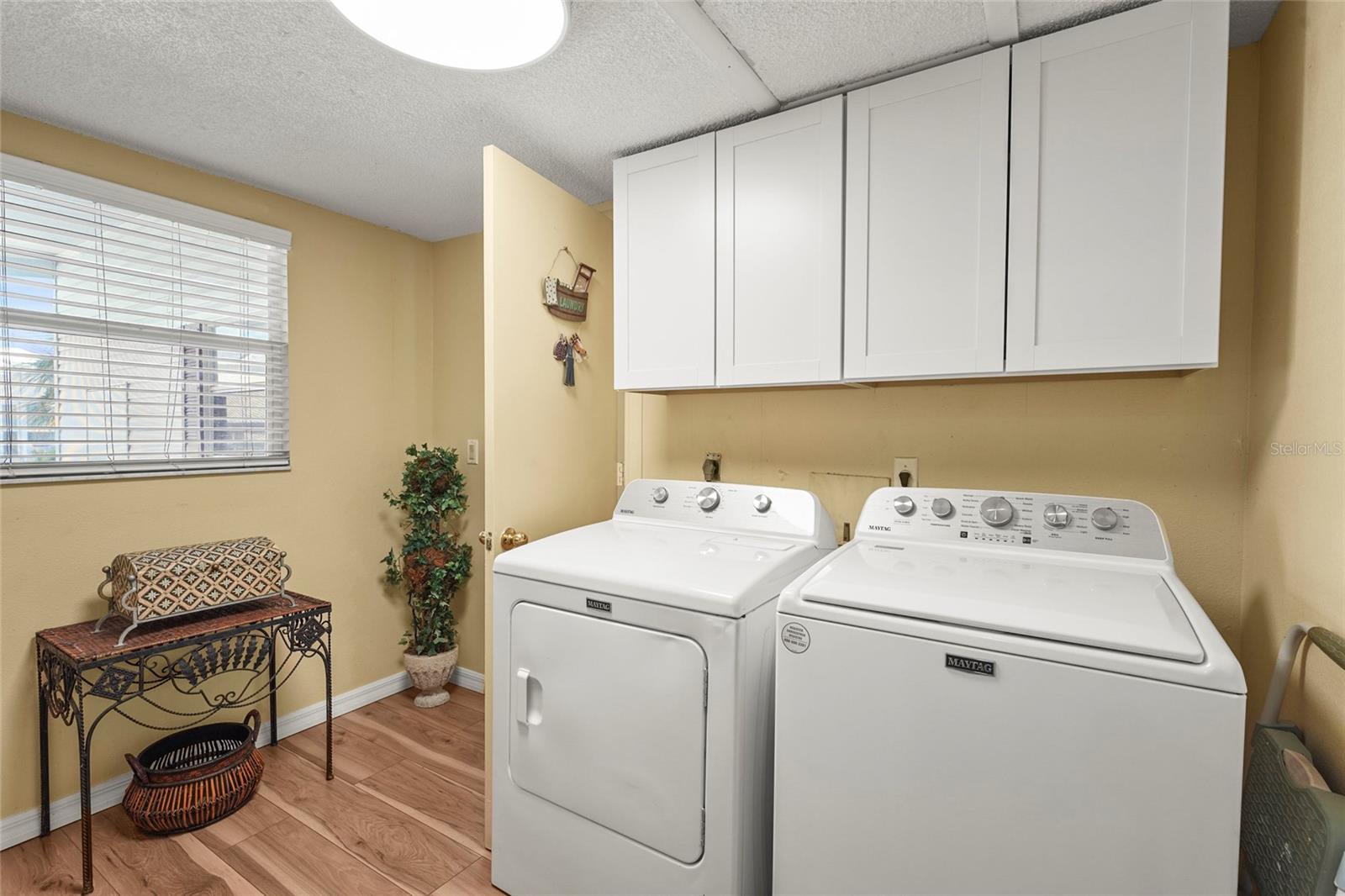 Image 41 of 91 For 33 Starboard Drive