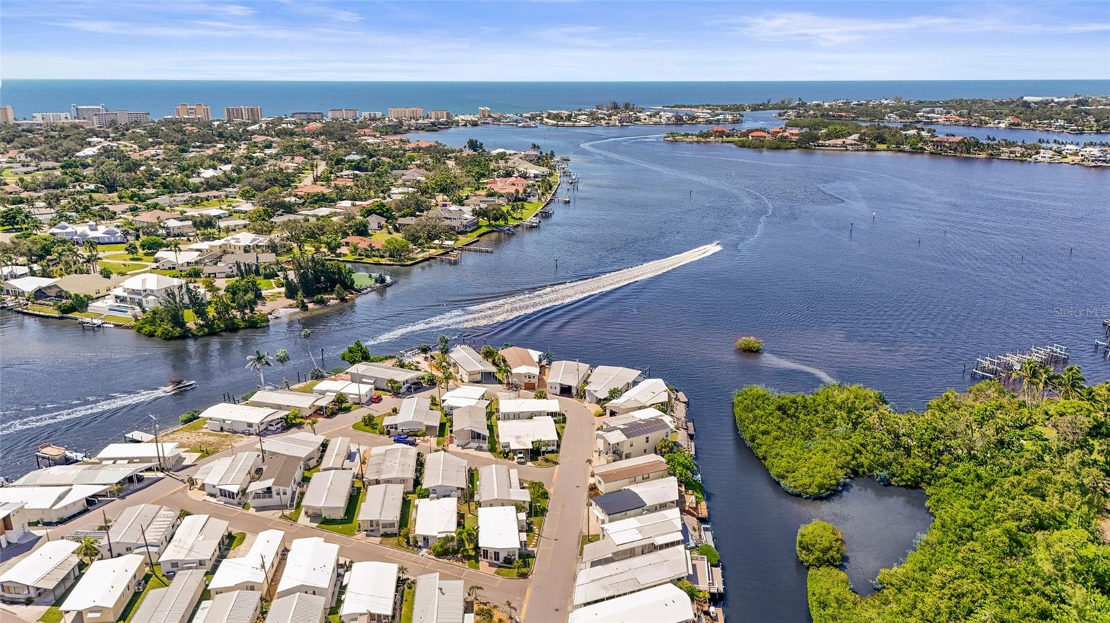 Image 58 of 91 For 33 Starboard Drive
