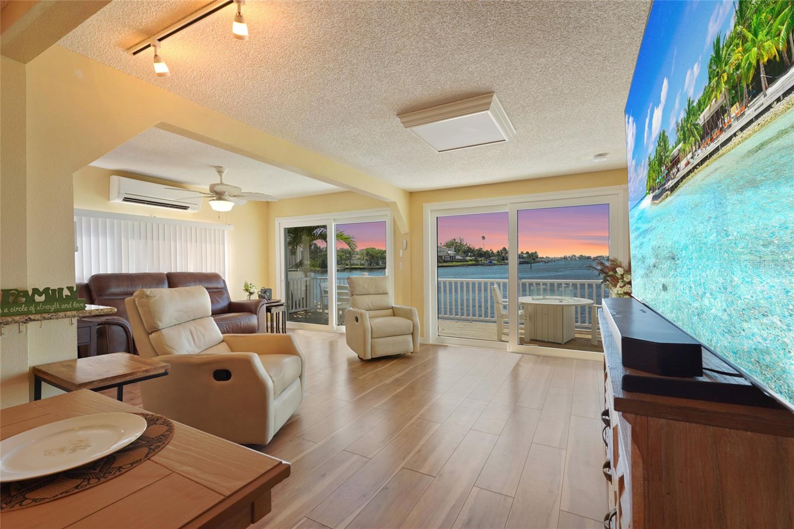 Image 65 of 91 For 33 Starboard Drive
