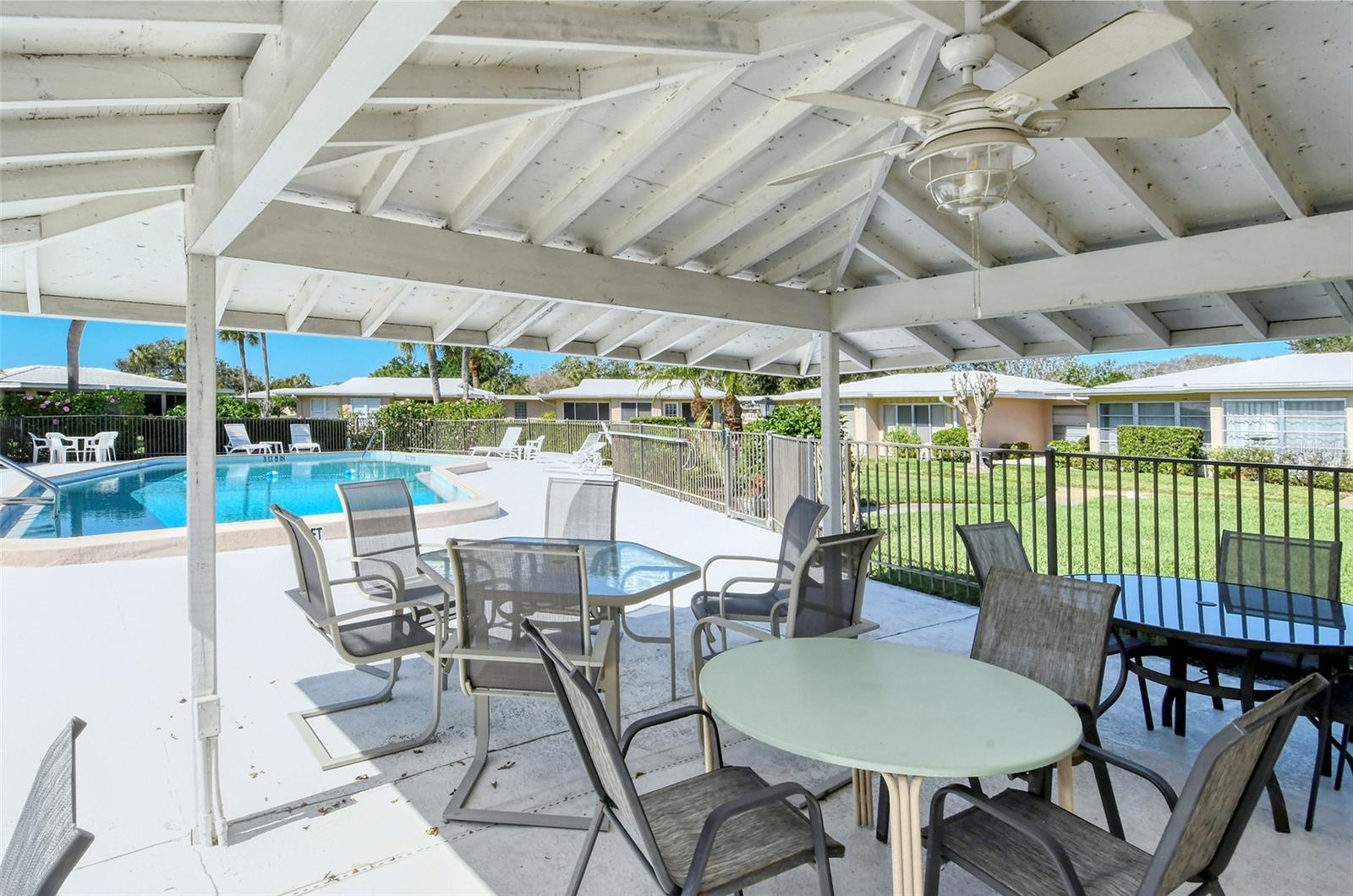 Image 45 of 54 For 3507 Pinecrest Street