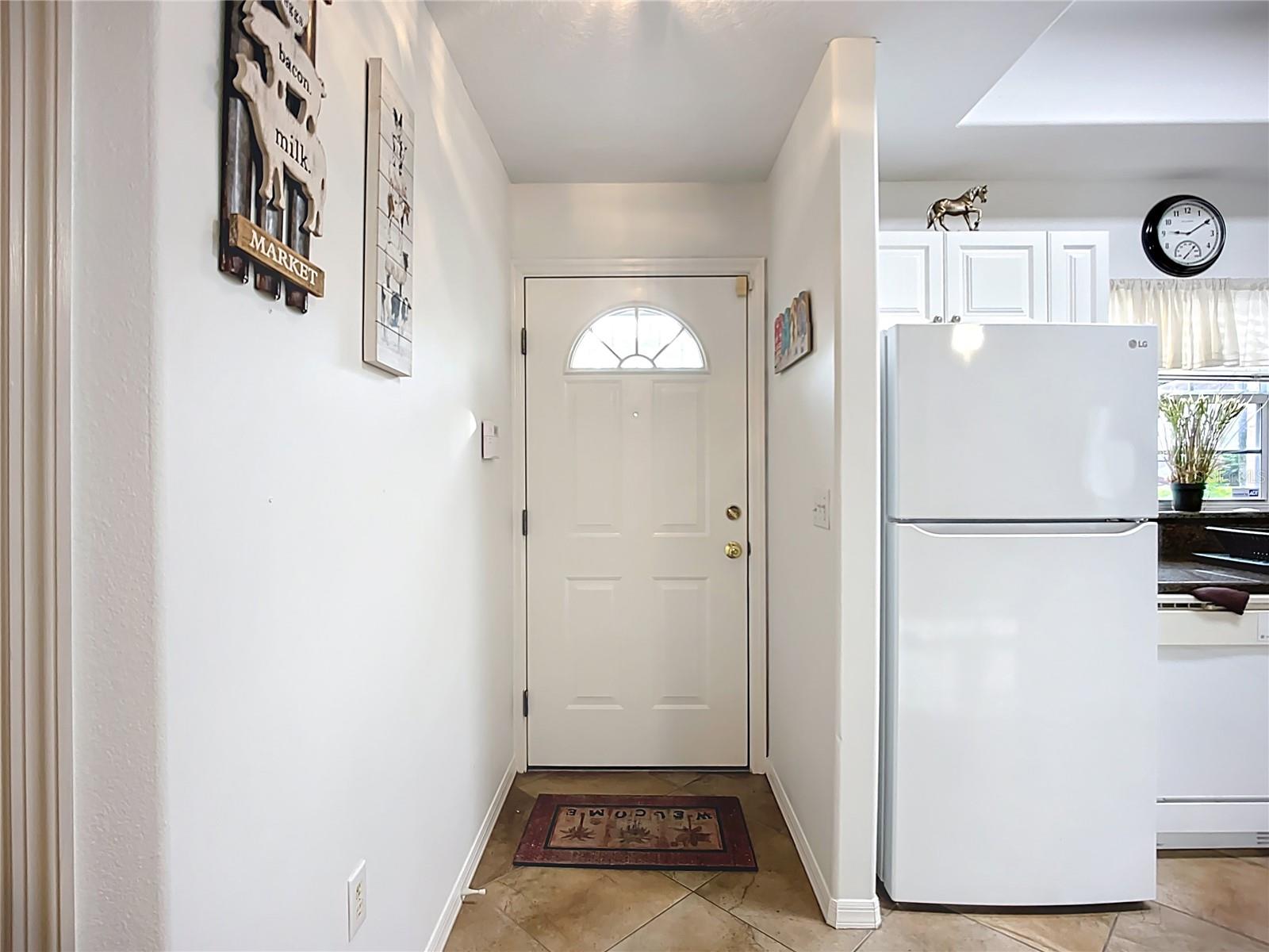 Image 14 of 51 For 8330 Glenrose Way 1610