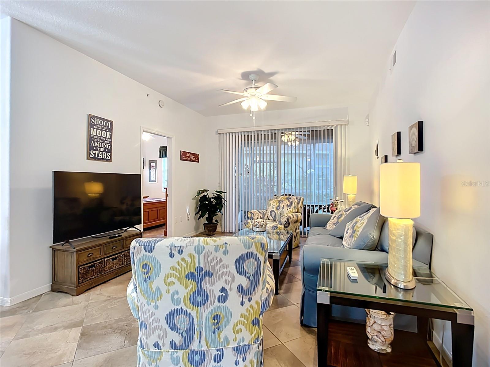 Image 19 of 51 For 8330 Glenrose Way 1610