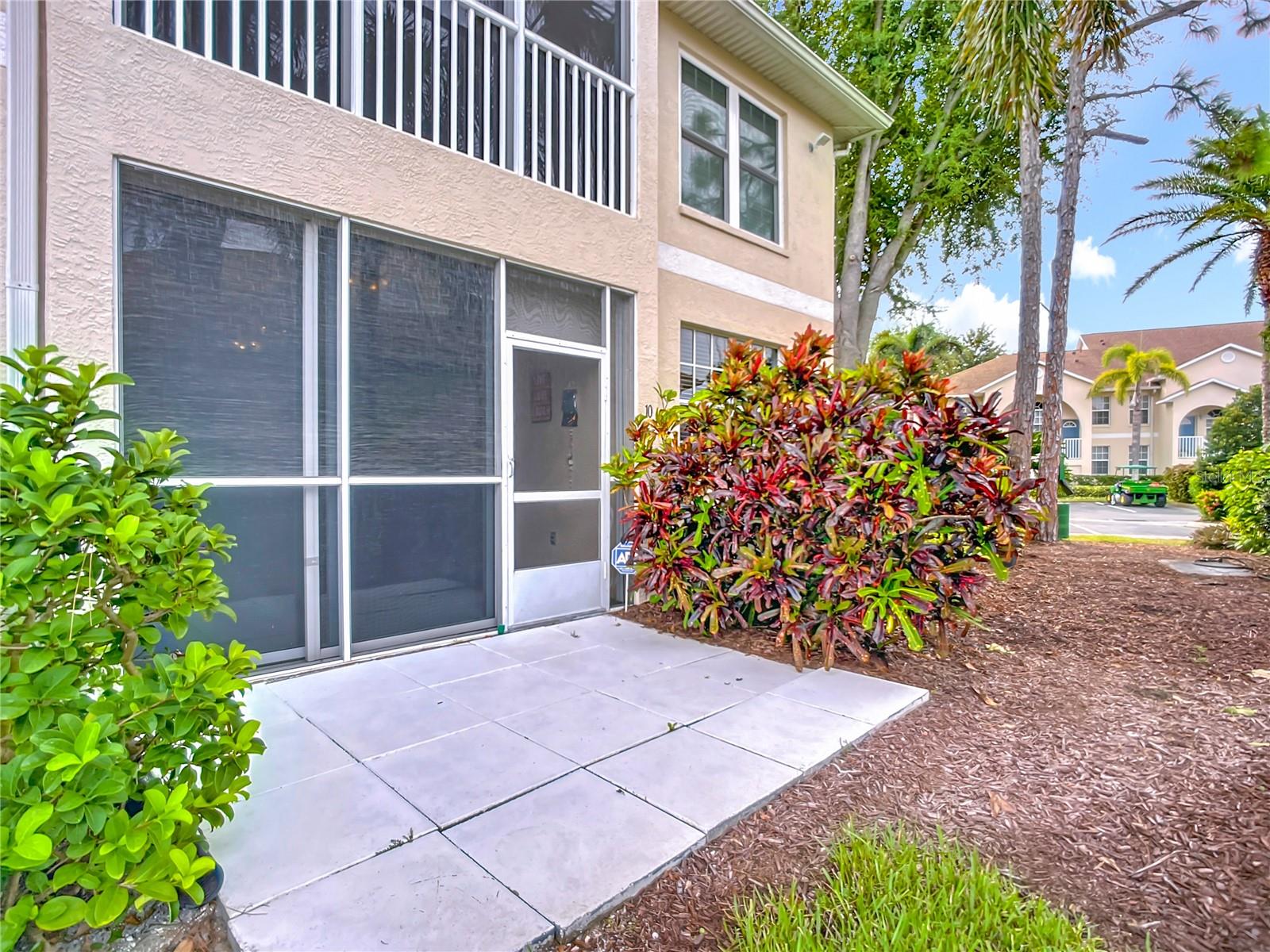 Image 33 of 51 For 8330 Glenrose Way 1610