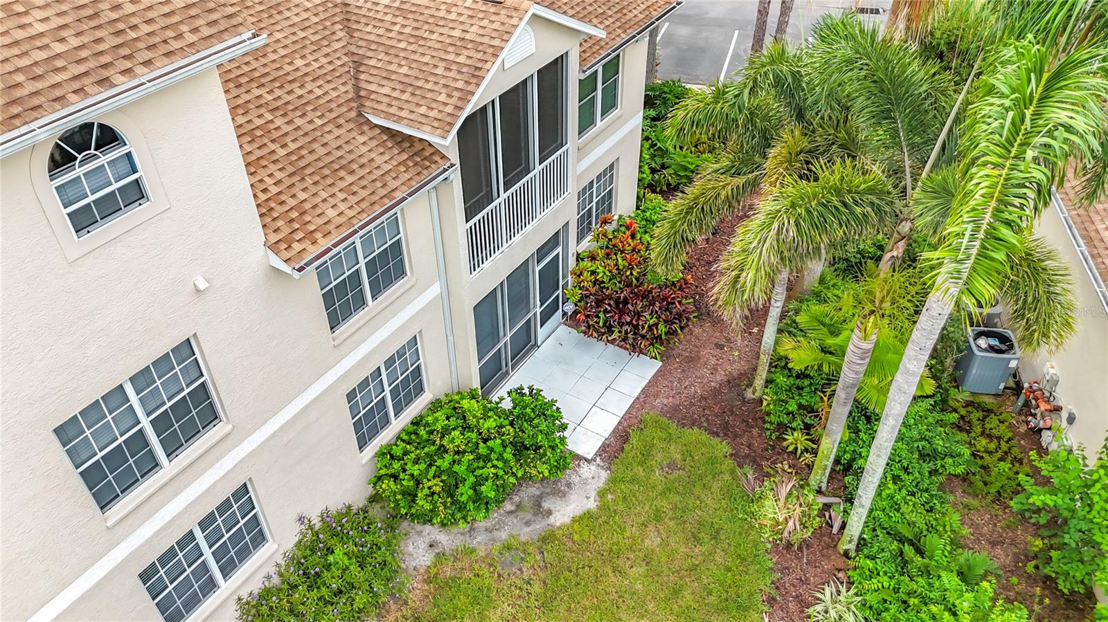 Image 34 of 51 For 8330 Glenrose Way 1610