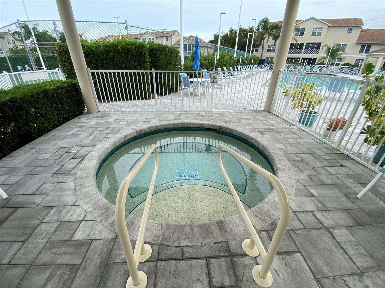 Image 39 of 51 For 8330 Glenrose Way 1610