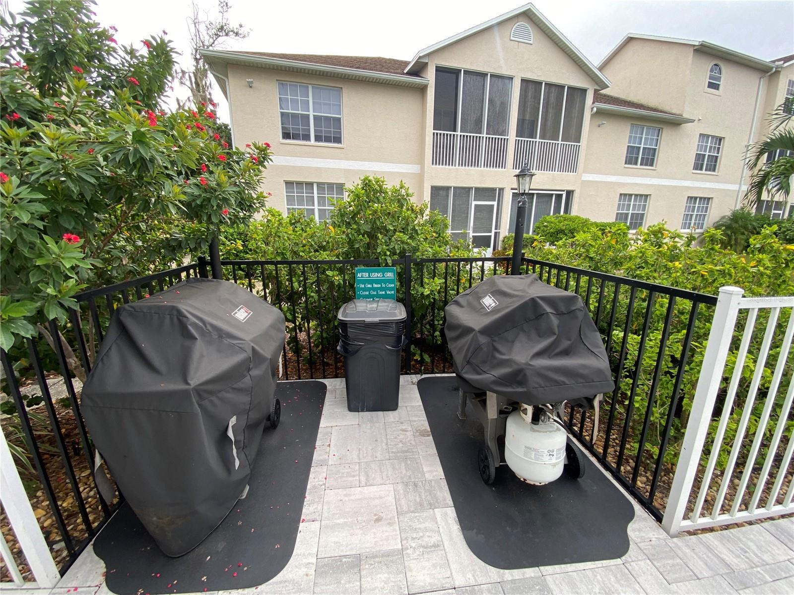 Image 42 of 51 For 8330 Glenrose Way 1610