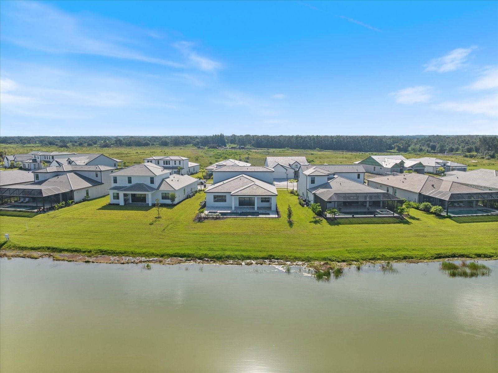 Image 11 of 88 For 2609 Waterfront Circle