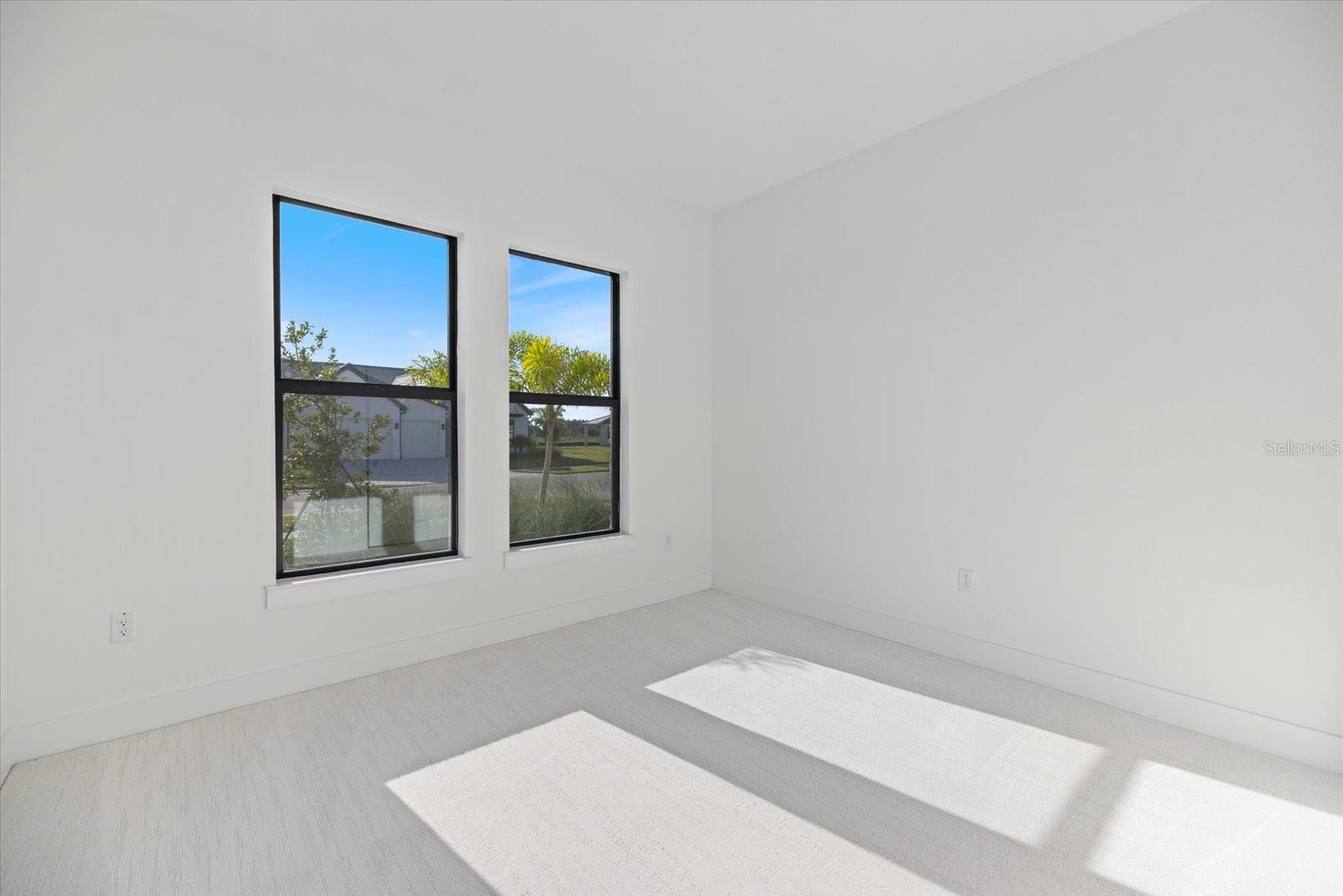 Image 39 of 88 For 2609 Waterfront Circle