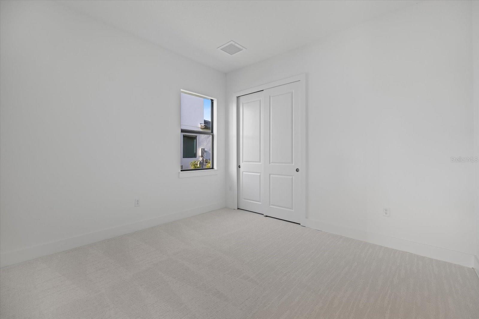 Image 44 of 88 For 2609 Waterfront Circle