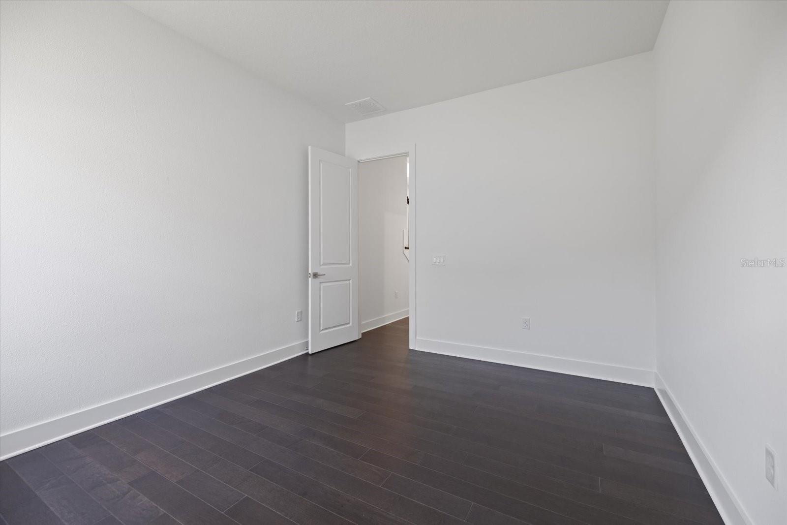 Image 64 of 88 For 2609 Waterfront Circle