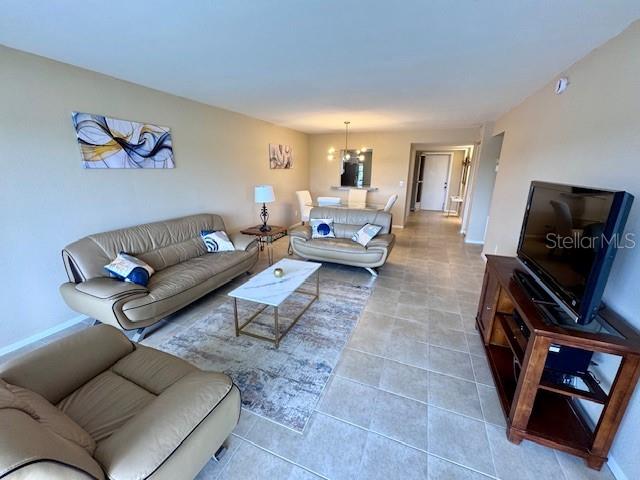 Image 10 of 18 For 6999 Country Club Drive N 124