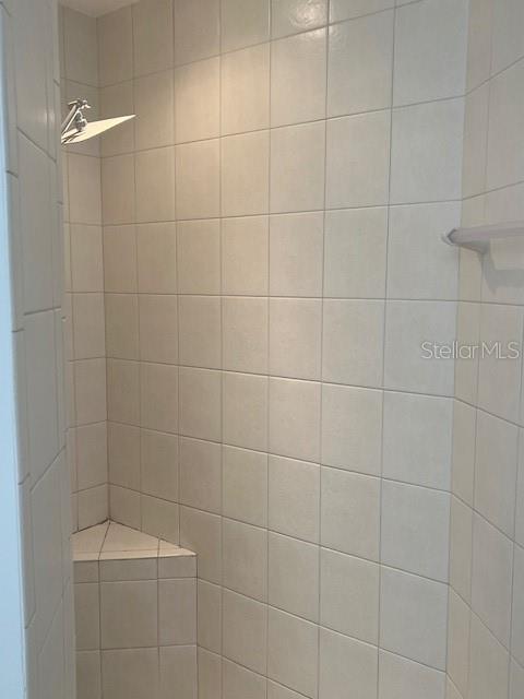 Image 11 of 26 For 5264 Bouchard Circle 102