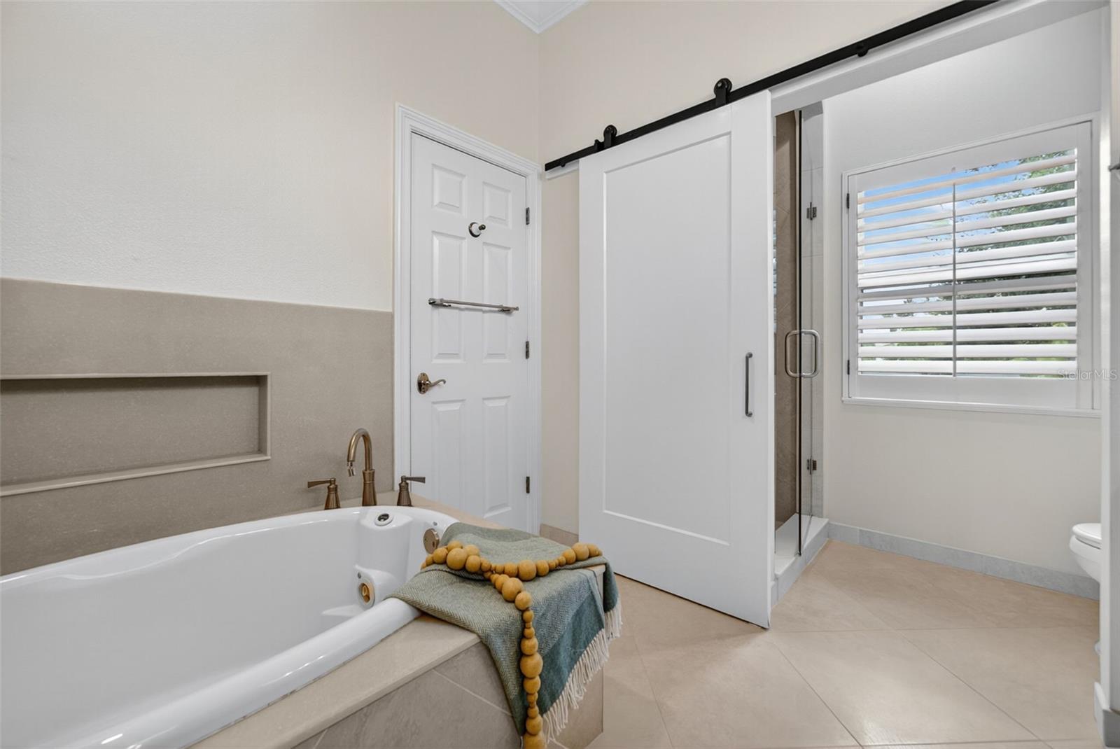 Image 60 of 100 For 508 84th Street Nw