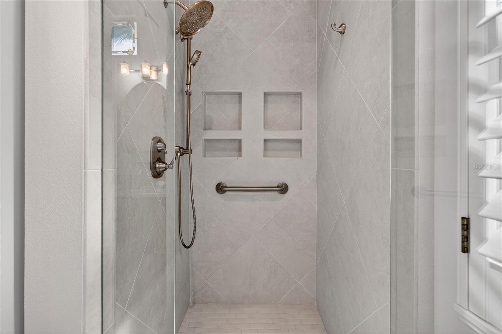 Image 61 of 100 For 508 84th Street Nw