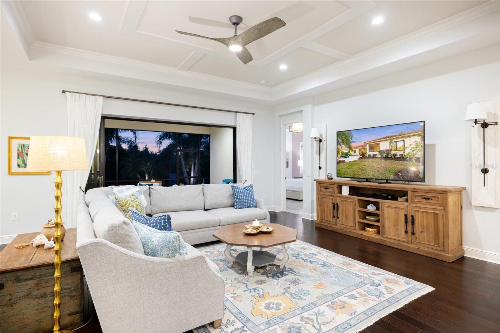 Image 14 of 91 For 26651 Raphis Royale Boulevard
