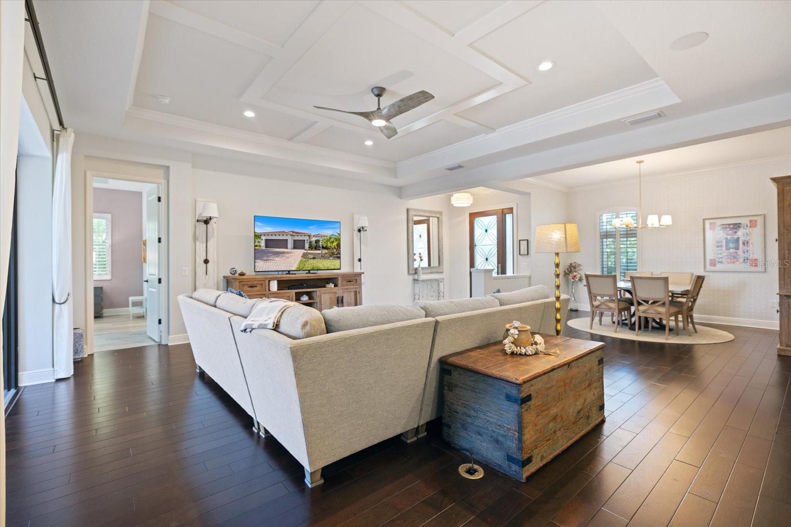 Image 15 of 91 For 26651 Raphis Royale Boulevard