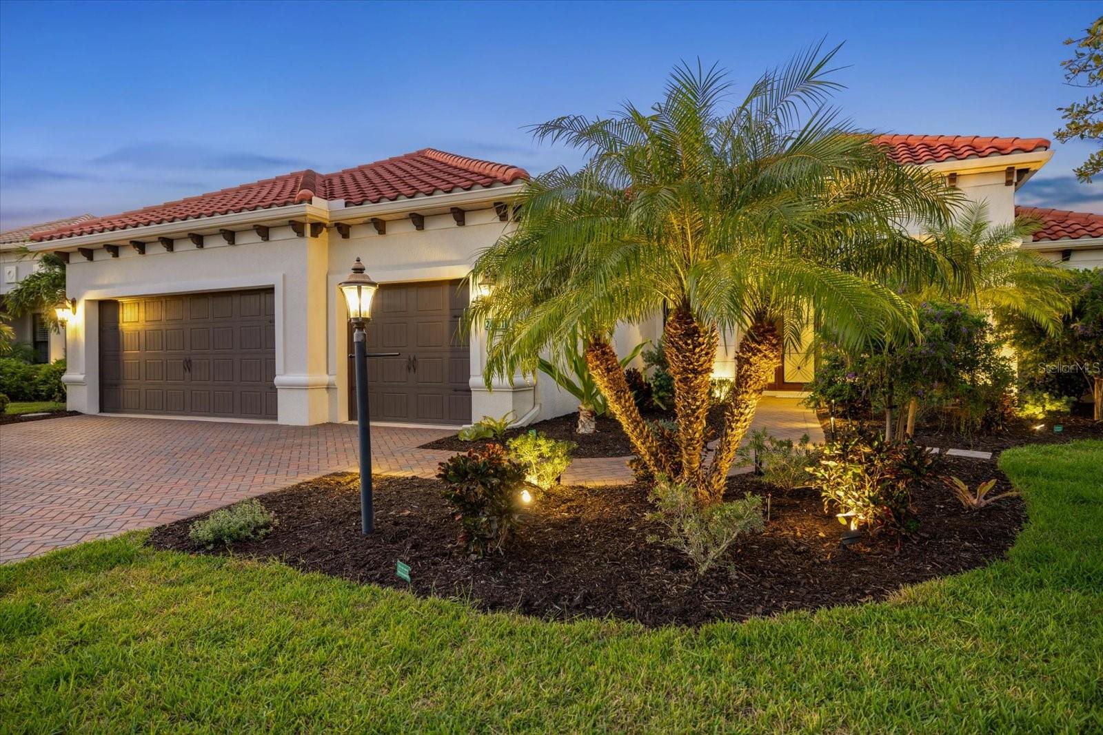 Image 2 of 91 For 26651 Raphis Royale Boulevard