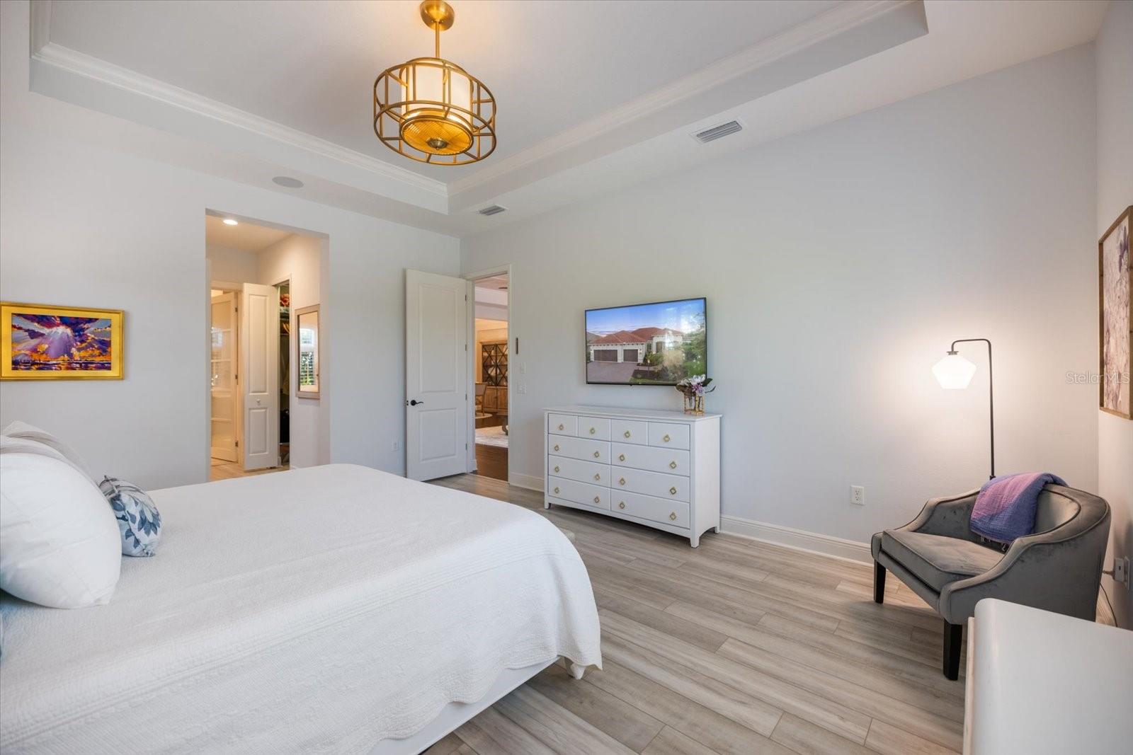 Image 27 of 91 For 26651 Raphis Royale Boulevard