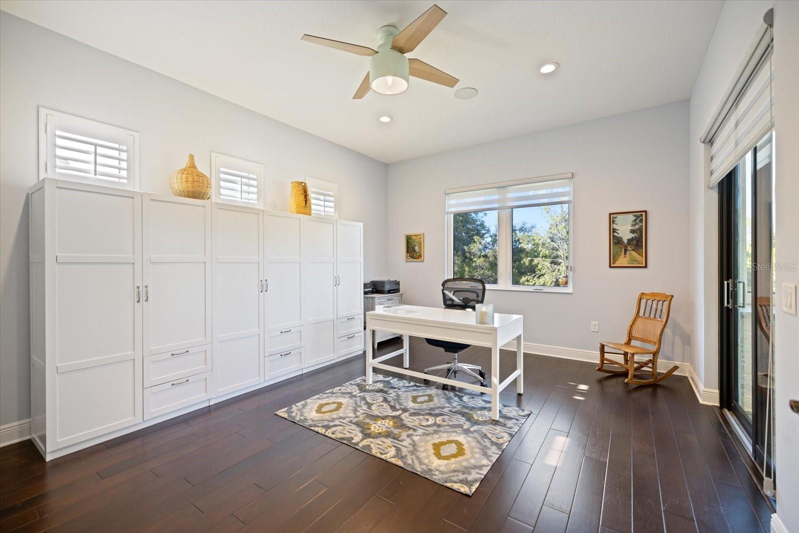 Image 40 of 91 For 26651 Raphis Royale Boulevard