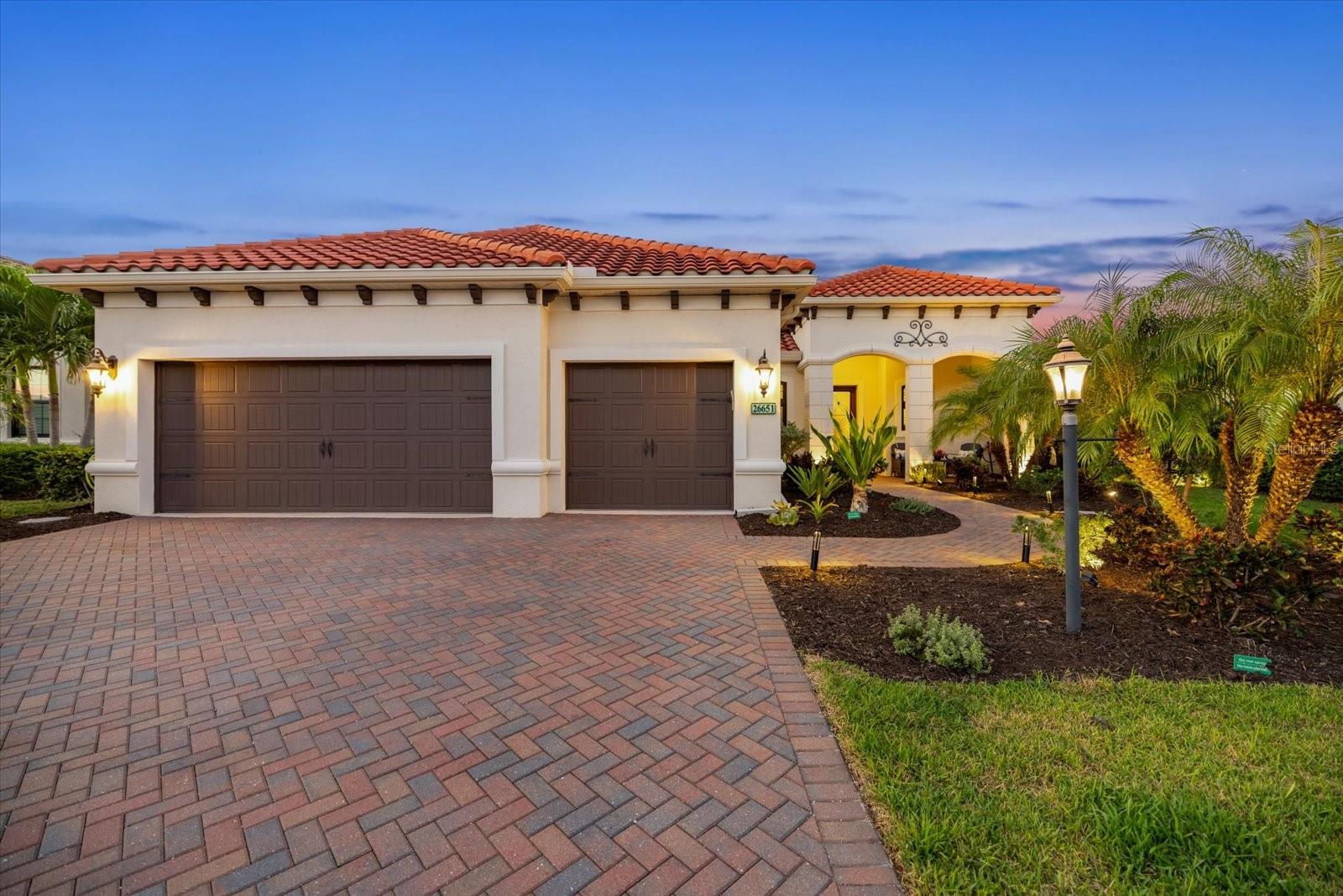 Image 6 of 91 For 26651 Raphis Royale Boulevard