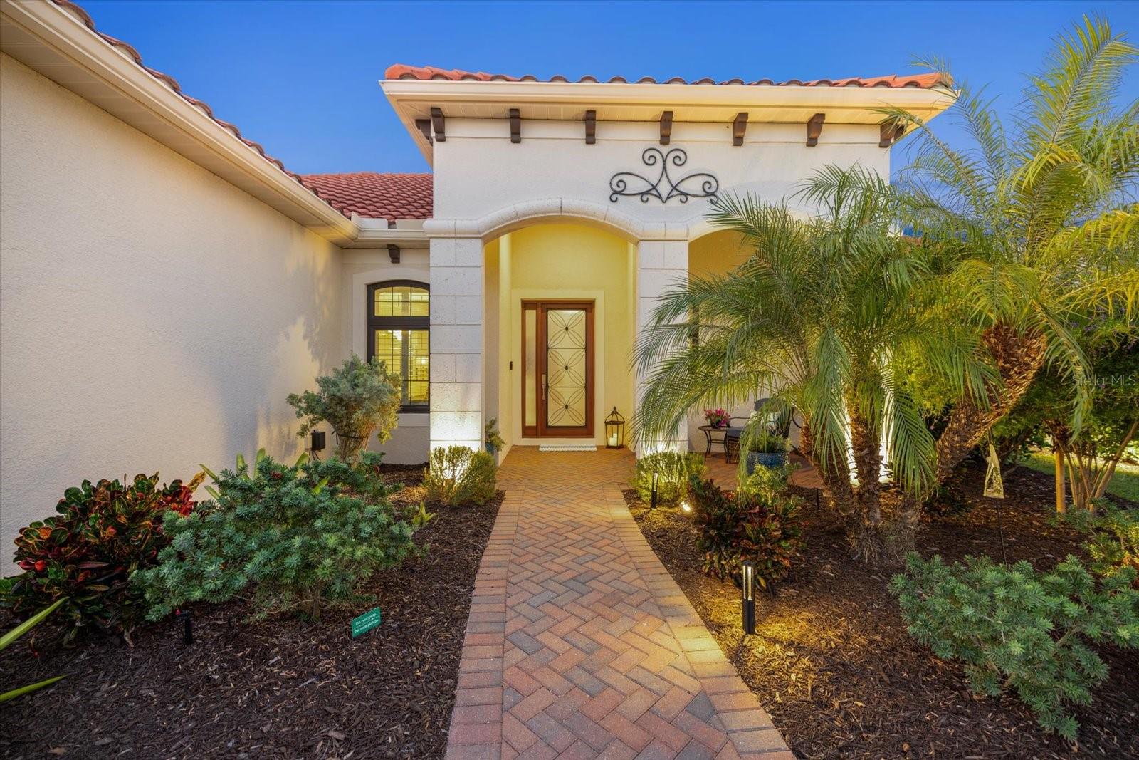 Image 8 of 91 For 26651 Raphis Royale Boulevard