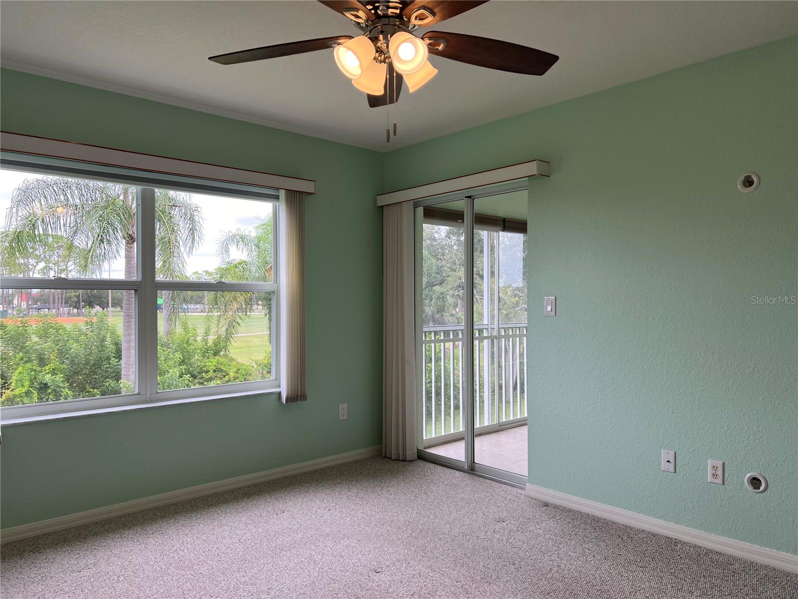 Image 20 of 41 For 5725 Greenwood Avenue 6203