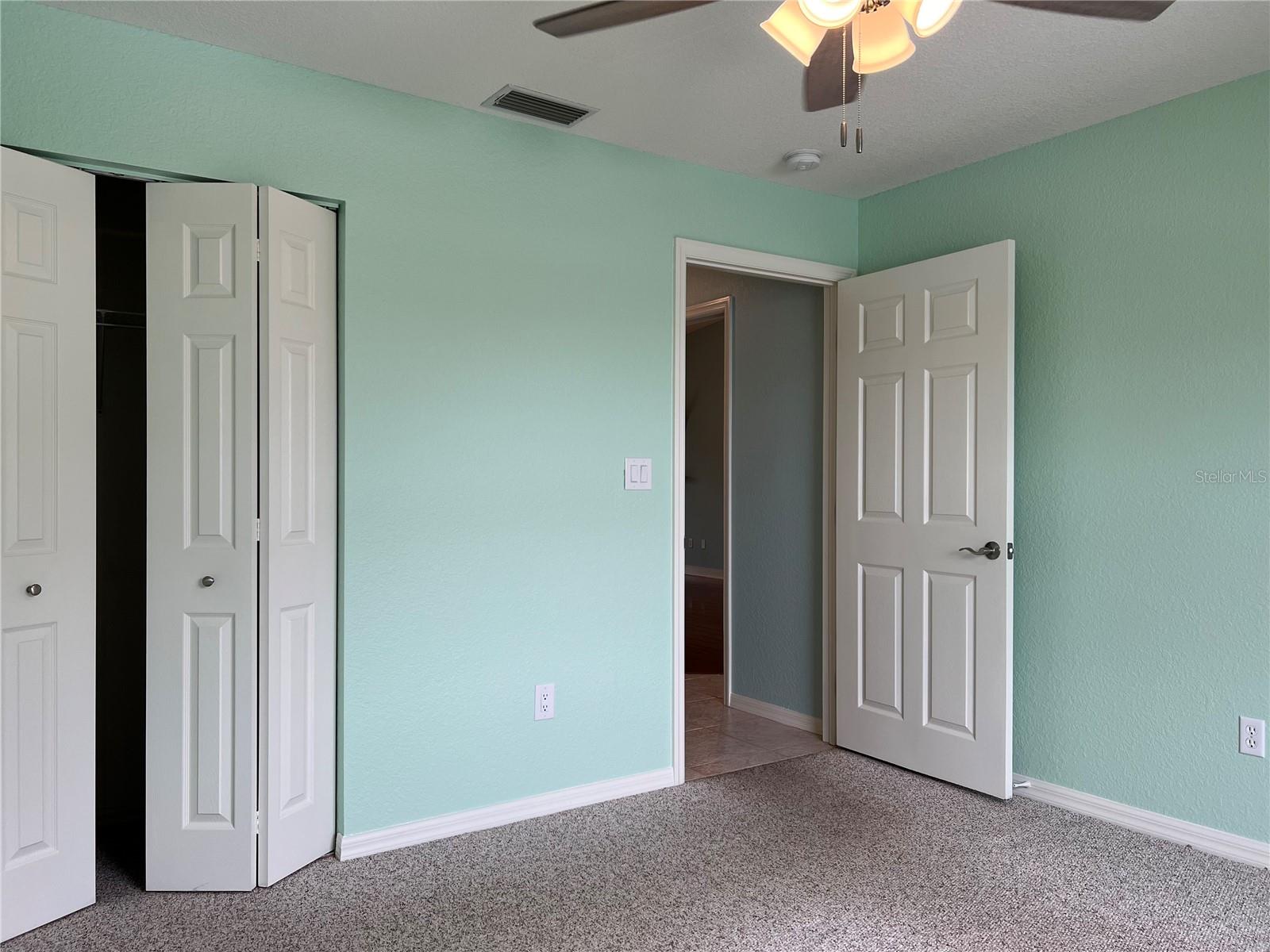 Image 23 of 41 For 5725 Greenwood Avenue 6203