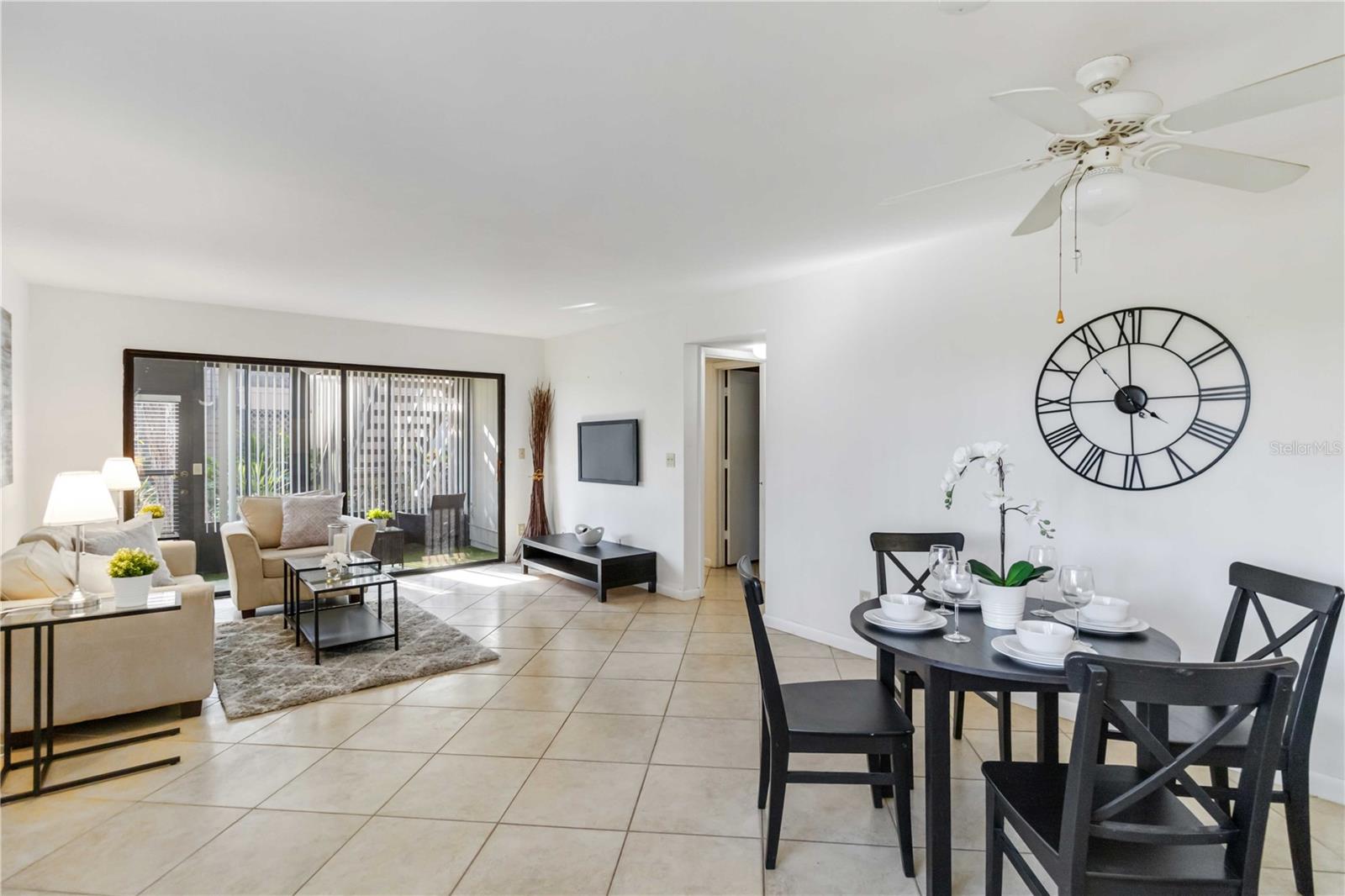 Image 11 of 31 For 1720 Glenhouse Drive 325