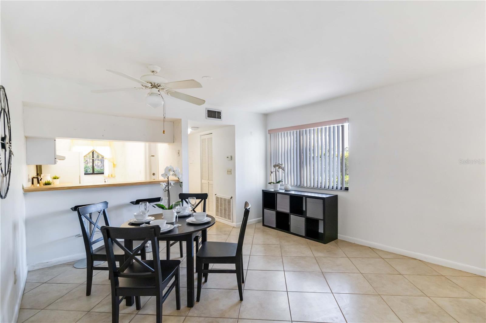Image 13 of 31 For 1720 Glenhouse Drive 325