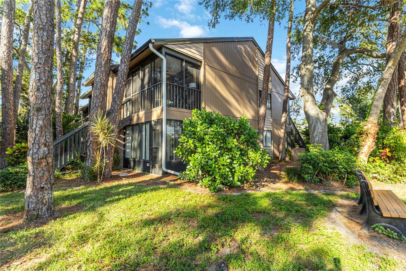 Image 4 of 31 For 1720 Glenhouse Drive 325