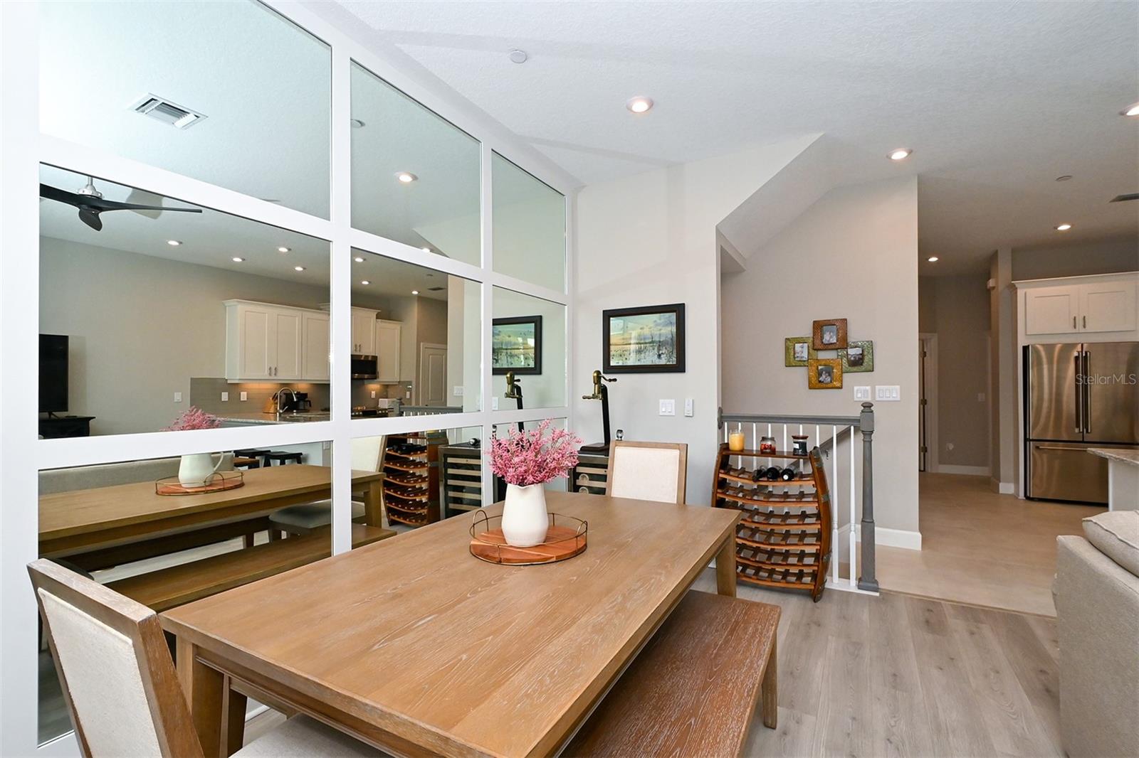 Image 11 of 71 For 5560 Cannes Circle 3-106