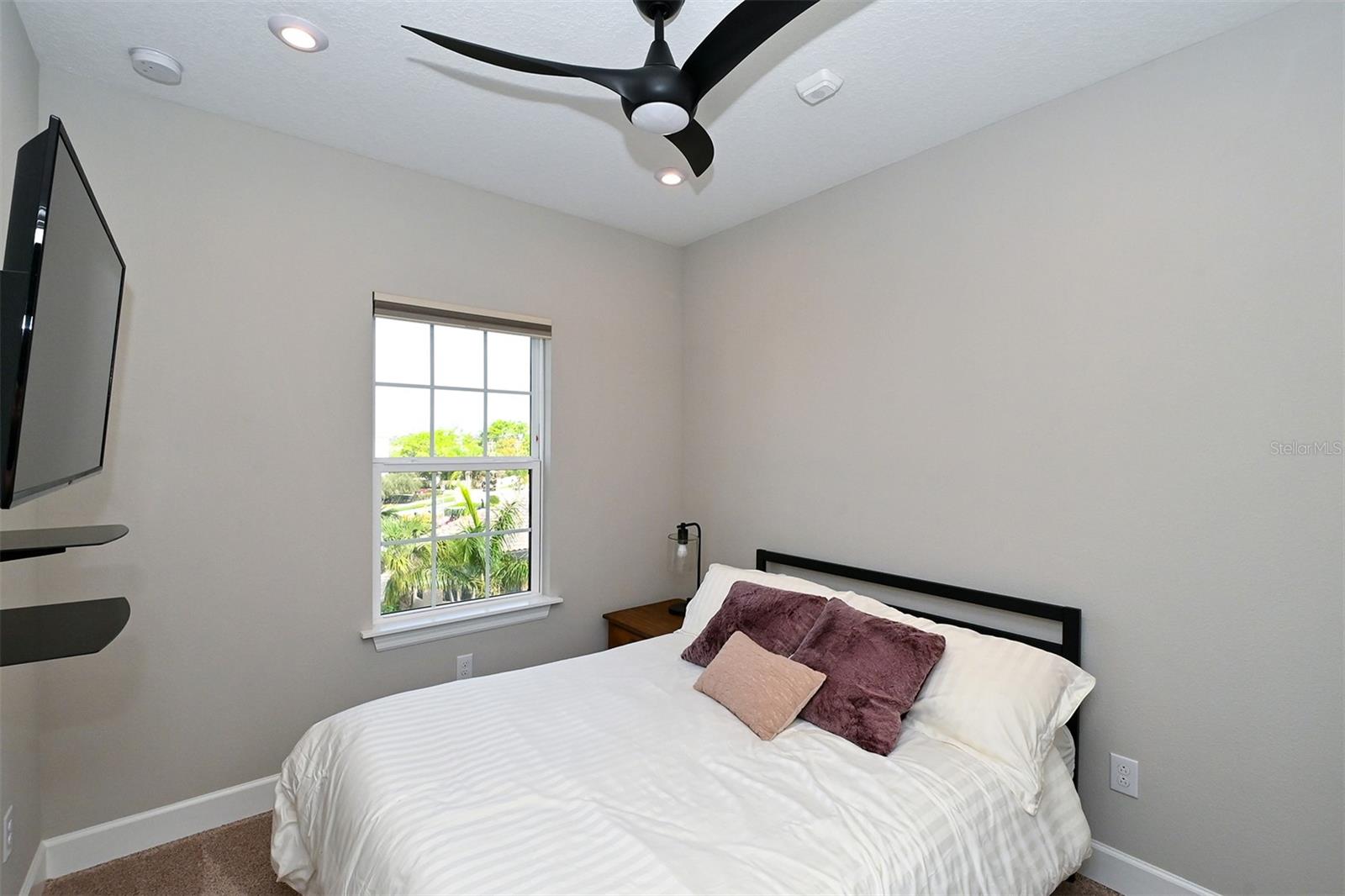 Image 28 of 71 For 5560 Cannes Circle 3-106