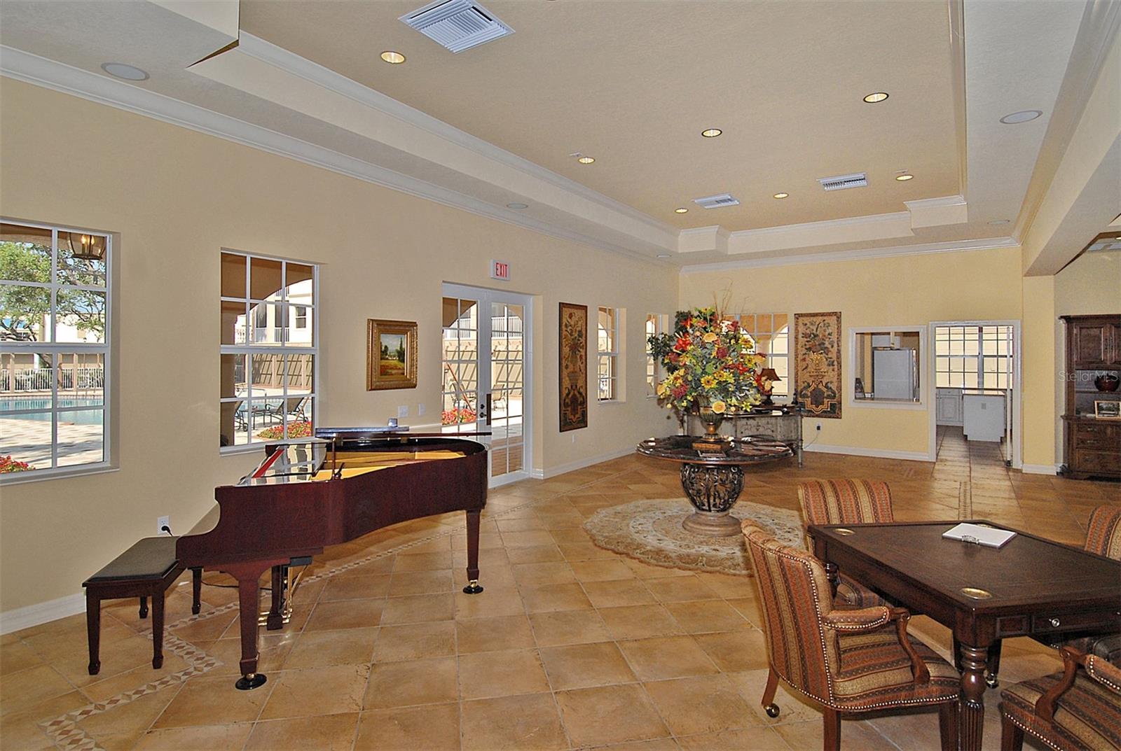 Image 48 of 71 For 5560 Cannes Circle 3-106