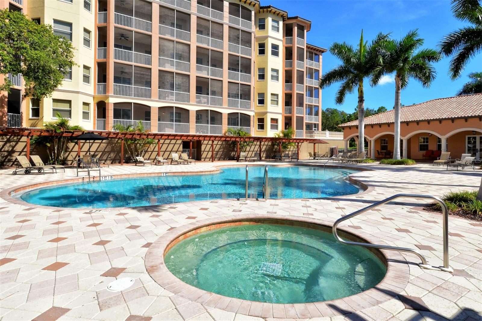 Image 54 of 71 For 5560 Cannes Circle 3-106