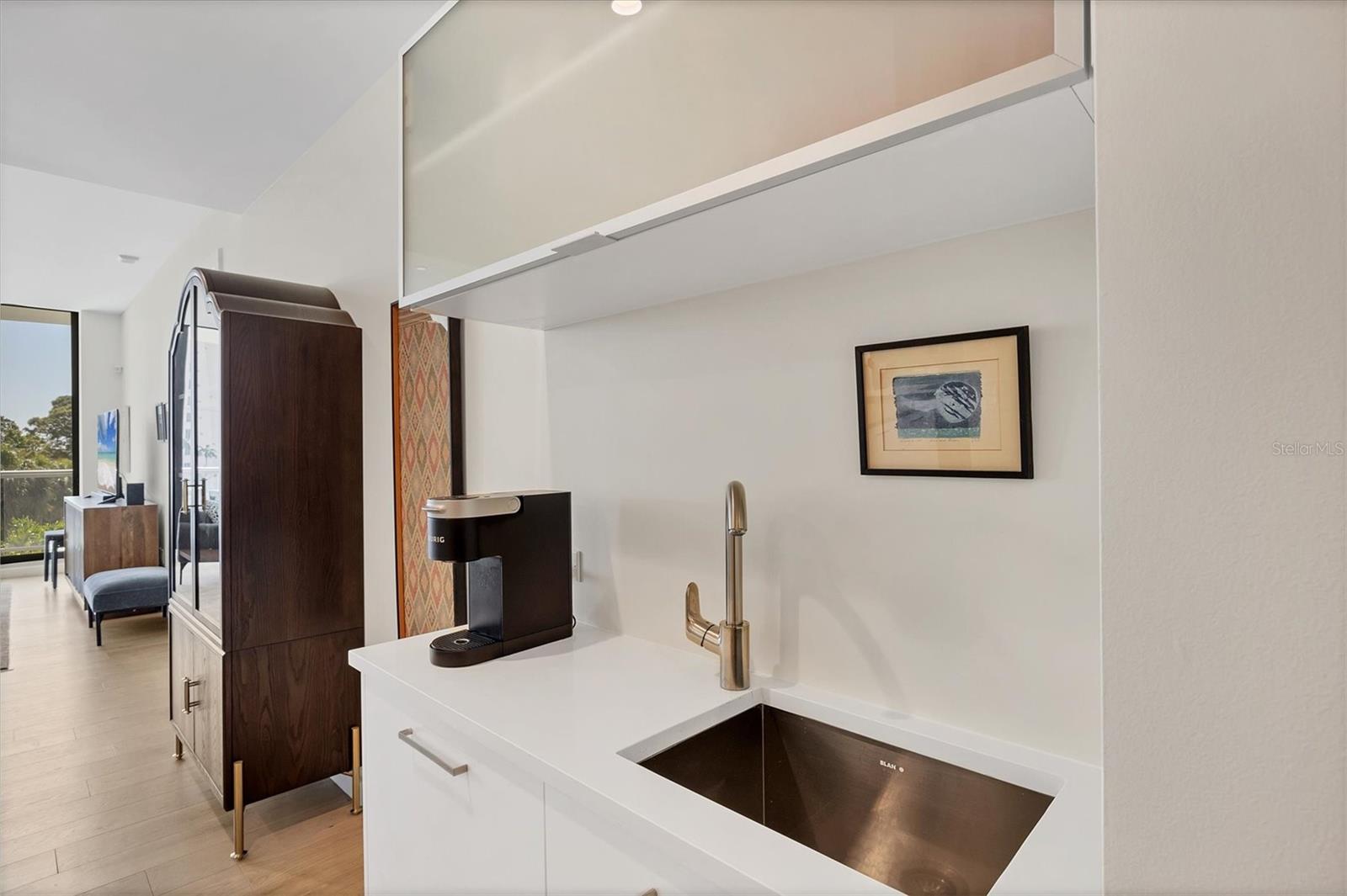 Image 14 of 69 For 300 Pineapple Avenue 302