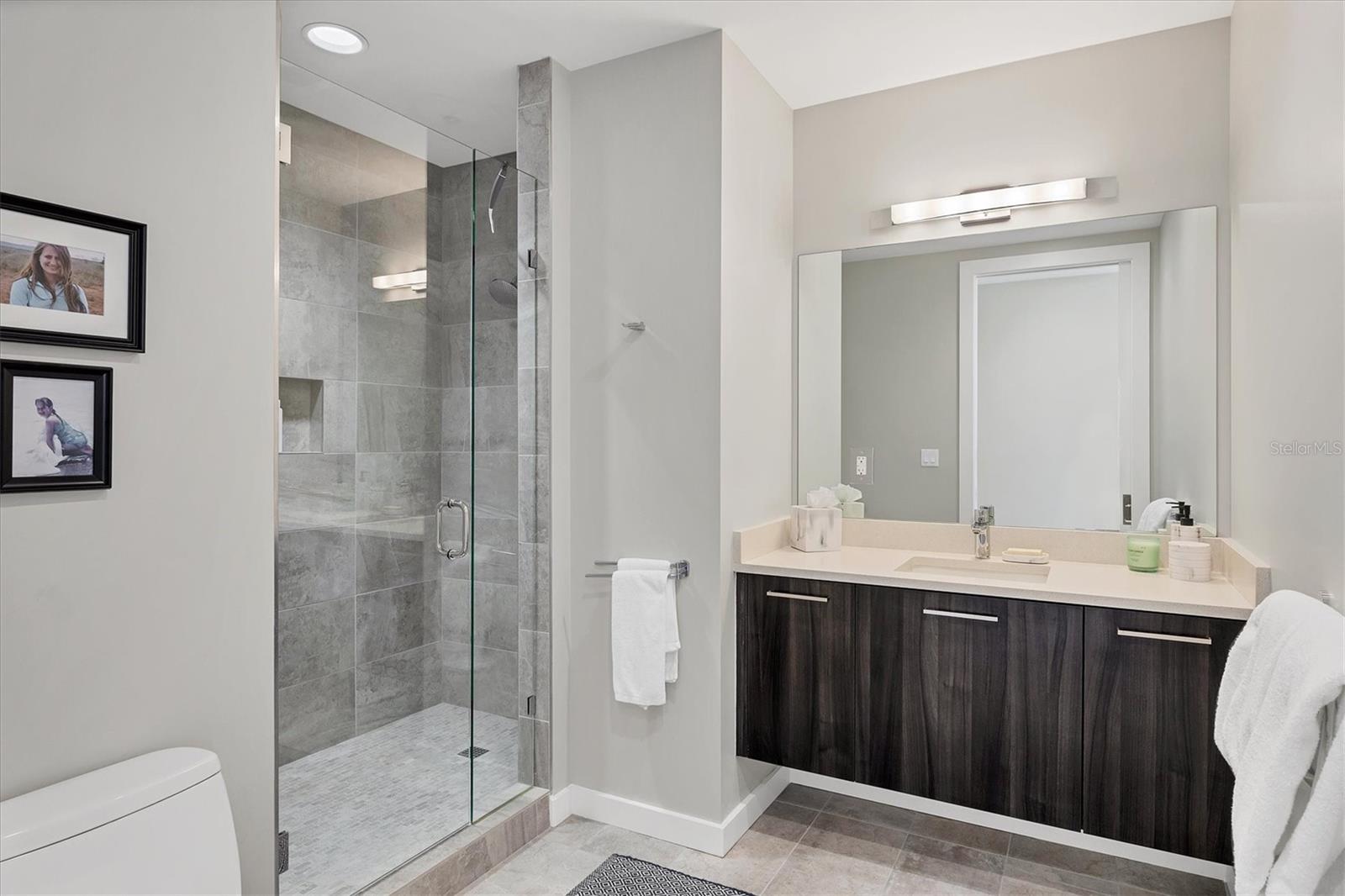 Image 29 of 69 For 300 Pineapple Avenue 302