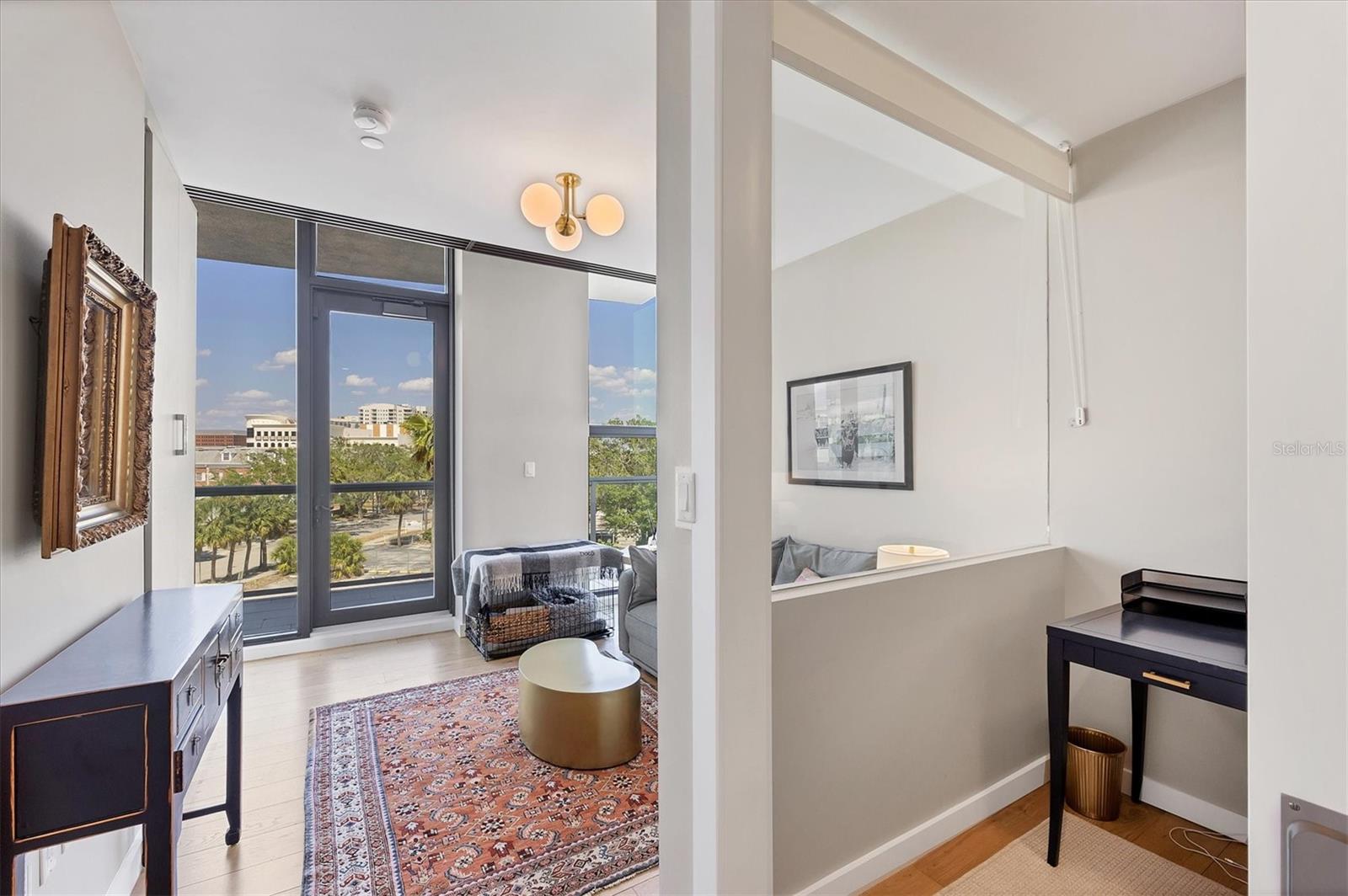 Image 34 of 69 For 300 Pineapple Avenue 302