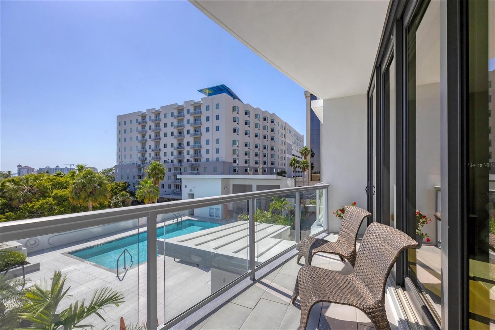 Image 40 of 69 For 300 Pineapple Avenue 302