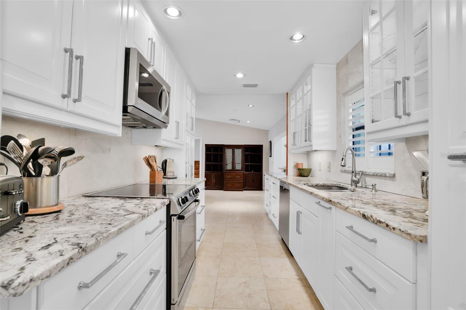 Image 18 of 71 For 3118 Fielder Street