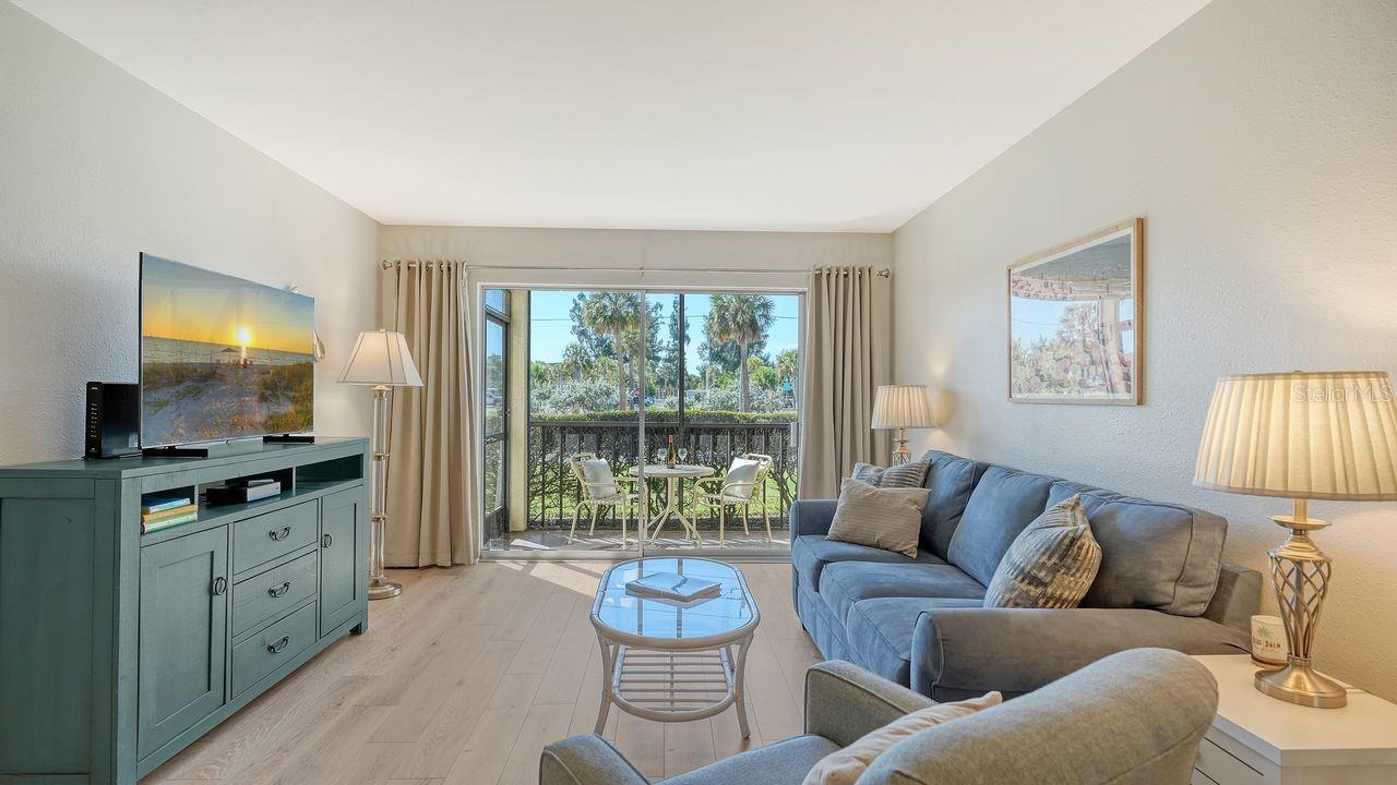 Image 9 of 70 For 925 Beach Road 109