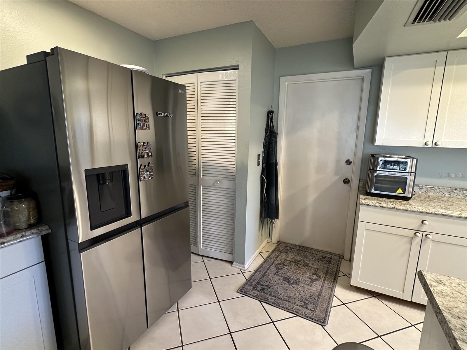 Image 10 of 32 For 1805 Springwood Drive