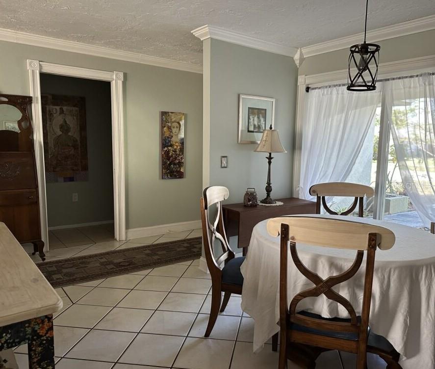 Image 14 of 32 For 1805 Springwood Drive