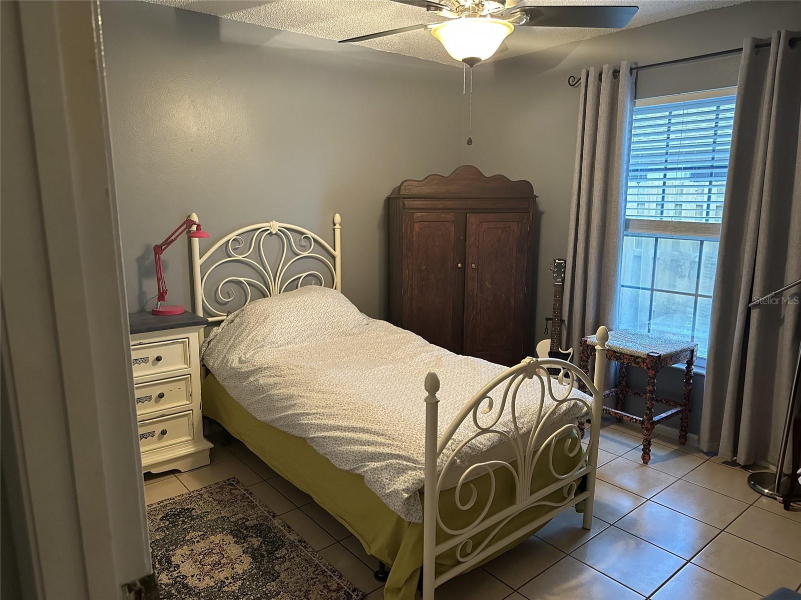 Image 22 of 32 For 1805 Springwood Drive