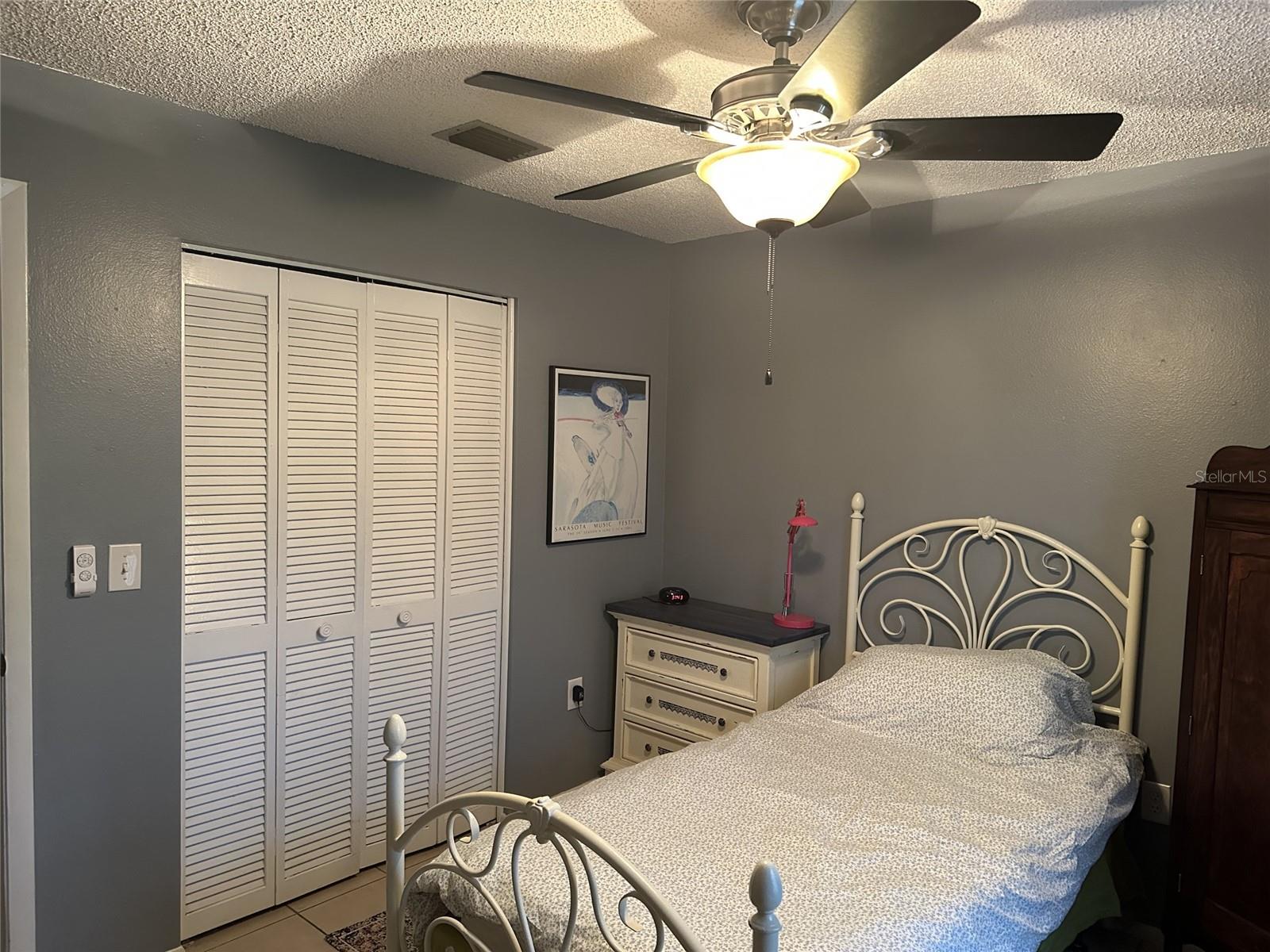 Image 23 of 32 For 1805 Springwood Drive
