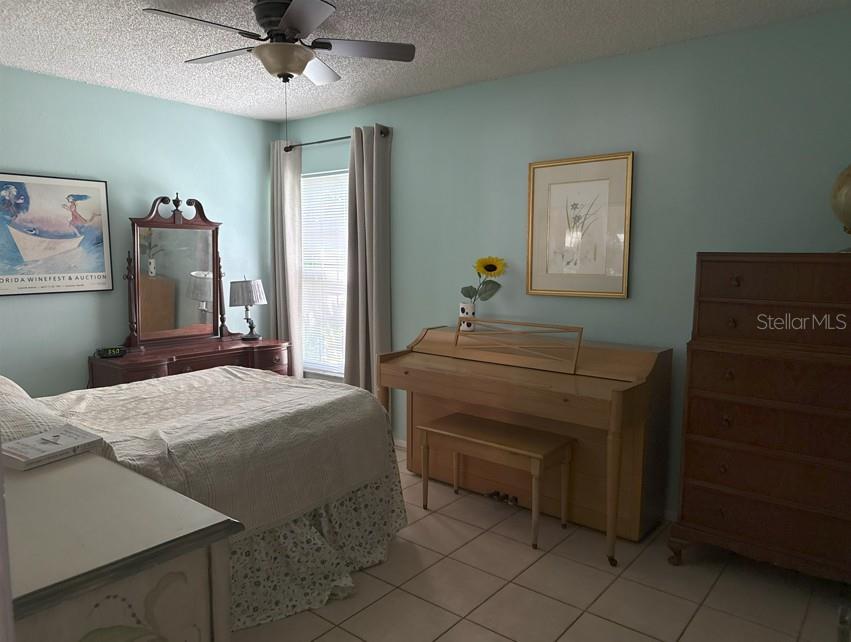 Image 24 of 32 For 1805 Springwood Drive