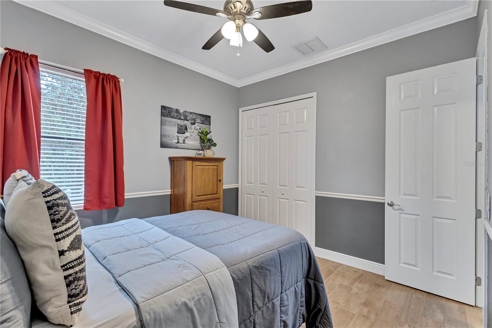 Image 32 of 58 For 14208 18th Place E