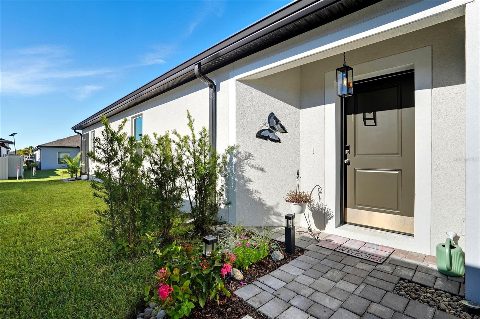 Image 6 of 49 For 16887 Fiesta Drive