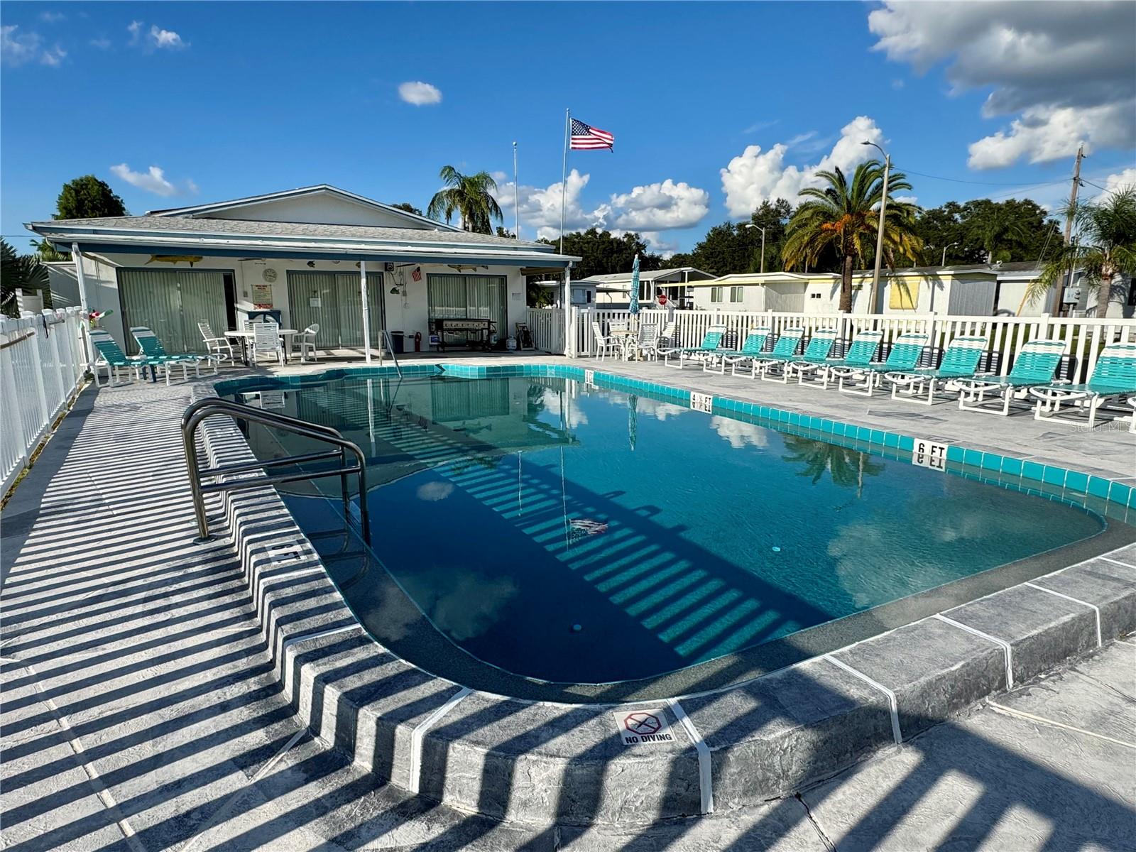 Image 28 of 34 For 130 Patricia Avenue 63